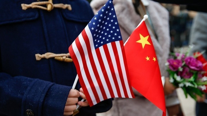 Η Κίνα απειλεί τις ΗΠΑ με αντίποινα μετά την επικύρωση του νόμου για το Χονγκ Κονγκ