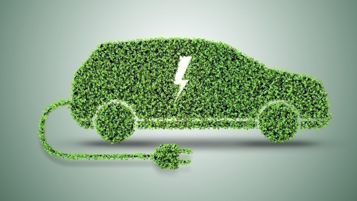 Από το 2026 τα ηλεκτρικά αυτοκίνητα θα είναι φθηνότερα από τα συμβατικά