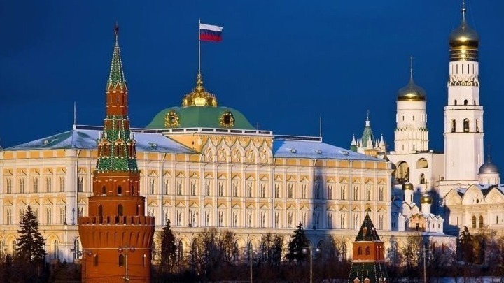 Το Κρεμλίνο απαγόρευσε σε συνεργάτες του Ρώσου προέδρου να ταξιδεύουν στο εξωτερικό
