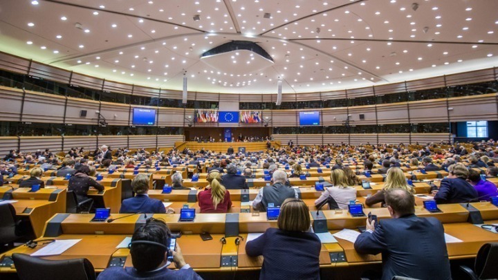 ΕΕ: Στις 31 Ιανουαρίου η ψηφοφορία για άρση ασυλίας Ταραμπέλα-Κοτσολίνο, σύμφωνα με πληροφορίες