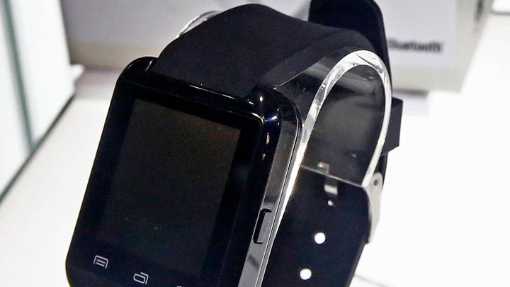 Οι ανησυχίες ασφαλείας για τα έξυπνα ρολόγια και άλλες συσκευές που φοράτε -Tι μπορείτε να κάνετε για προστασία